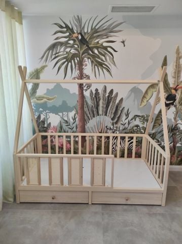 Sorbe Kızılderili Çatılı Çekmeceli Masif  Karyola