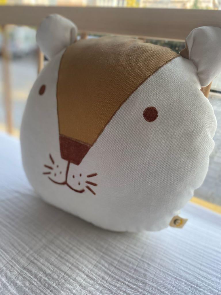 Karakter Yastıklar Kaplan