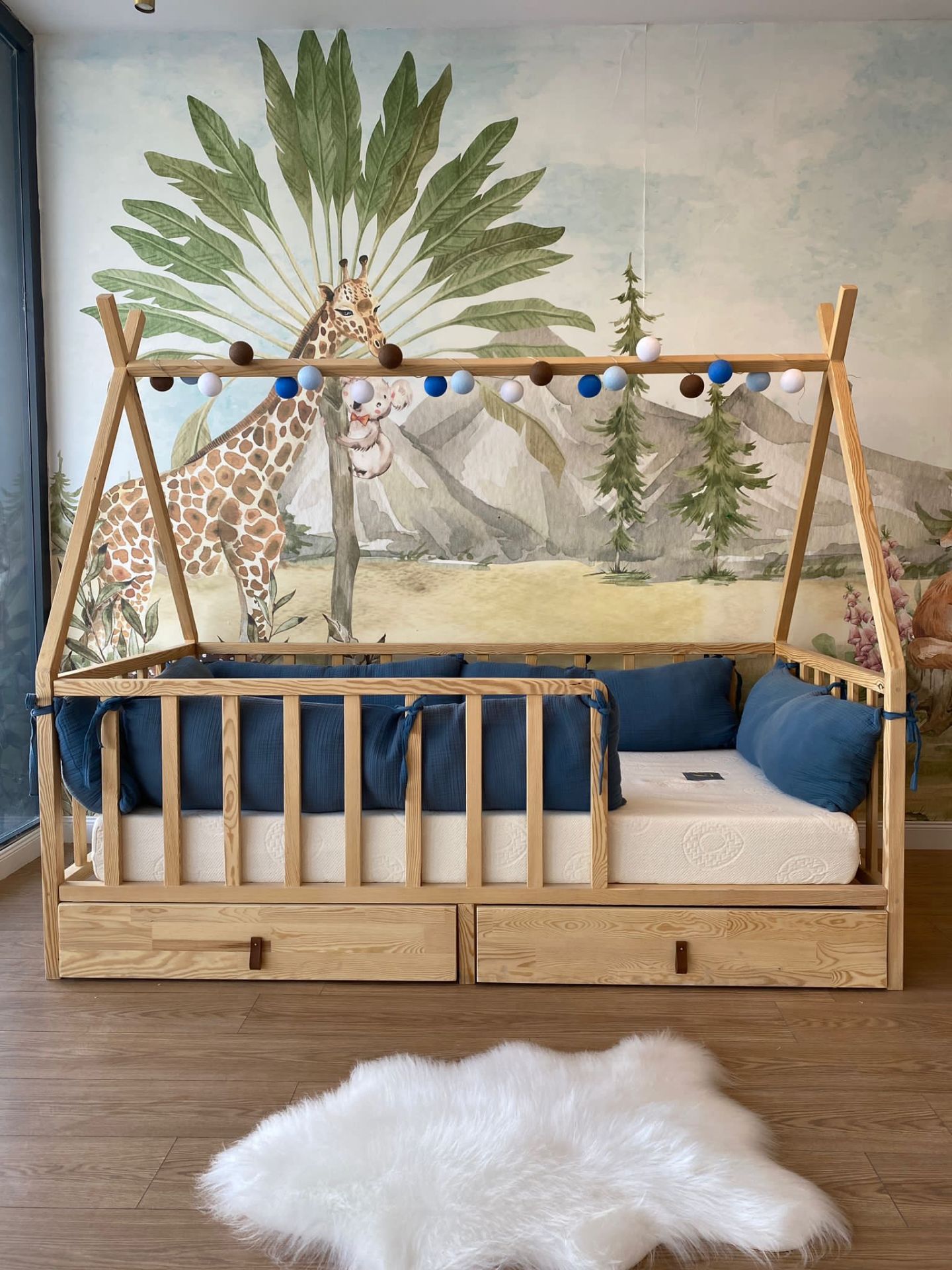 Tribal Kızılderili Masif Karyola 120x200 - Çekmeceli - Kurulum istiyorum (+1.500₺ Kurulum hizmetimiz Ege ve Marmara Bölgesi ile sınırlıdır)